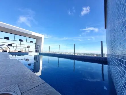 Departamento en venta con piscina y vista en Equipetrol